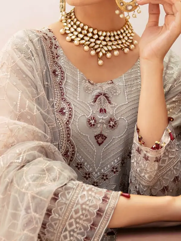 Ramsha Kaashish 3 pc Trouser suit with heavy embroidered dupatta 4