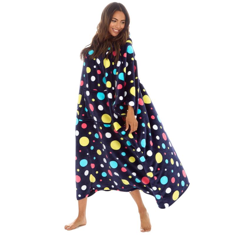 Style It Up Women's Oversized Fleece Hoodie Blanket with Kangaroo Pocket - Comfortable, Womenswear 4