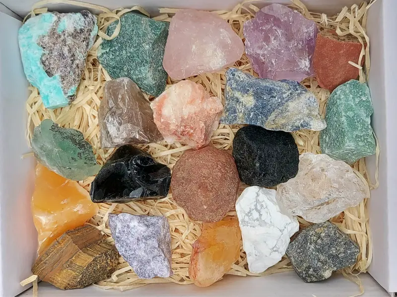 41 Piece Tumbled & Rough Crystal Kit, Popular Tumbled and Rough Gemstones, Starter Crystal Box, UK Seller. 5