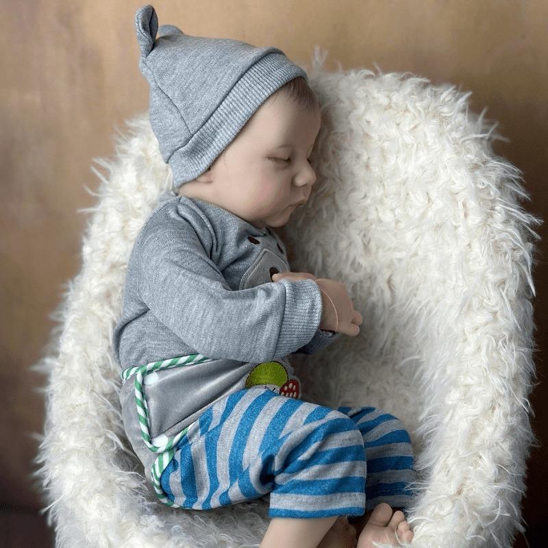 Product Introduction of Ultra-Soft 18" Handcrafted Reborn Youngsters Doll - Realistic Silicone Youngsters with Clothes, Bottle & Birth Card - Perfect Gift for Youngsters and Collectors 9