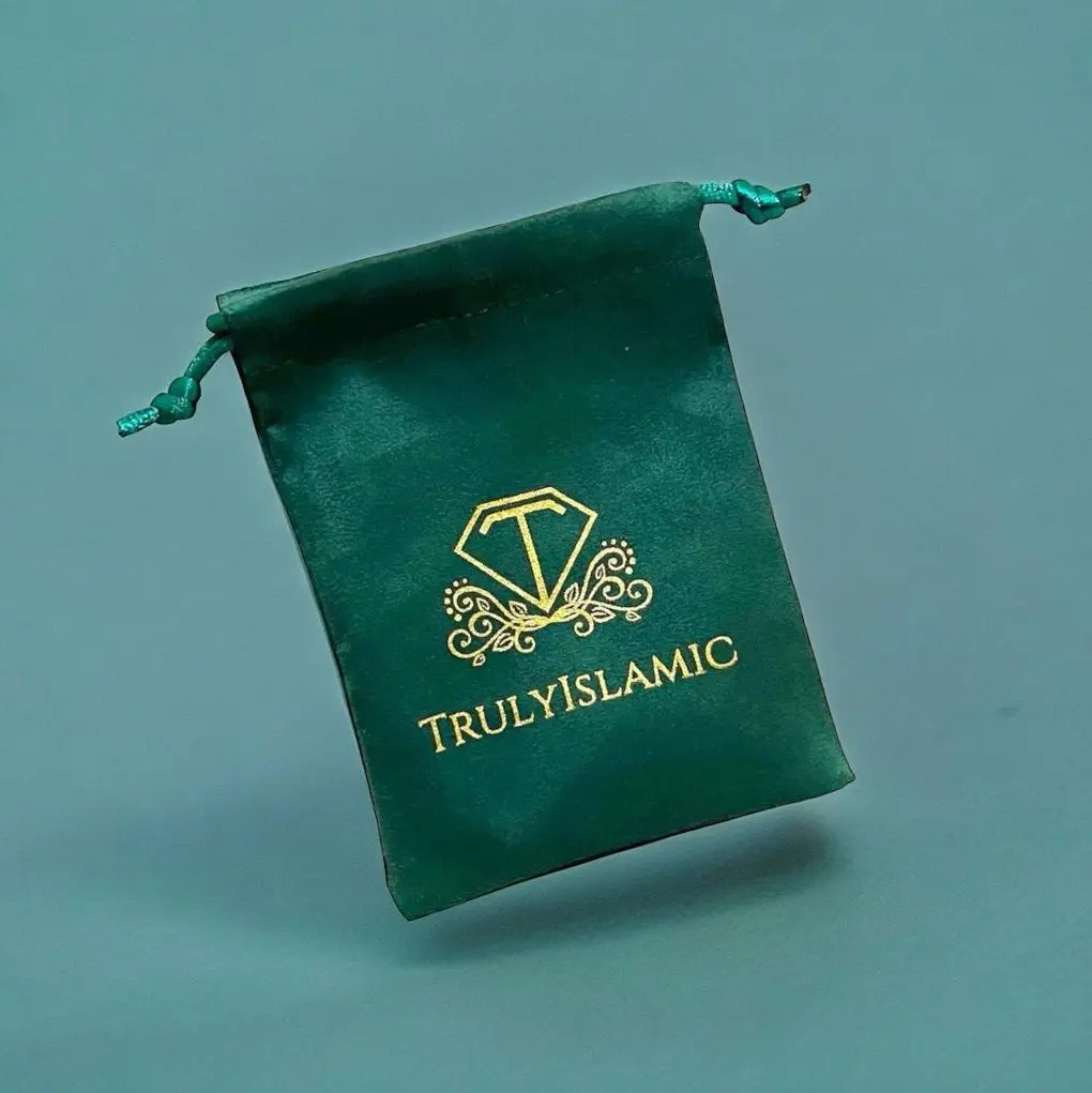 TrulyIslamic Verdant Luxury Soft Velvet Jelwery Pouch With Drawstring Closure