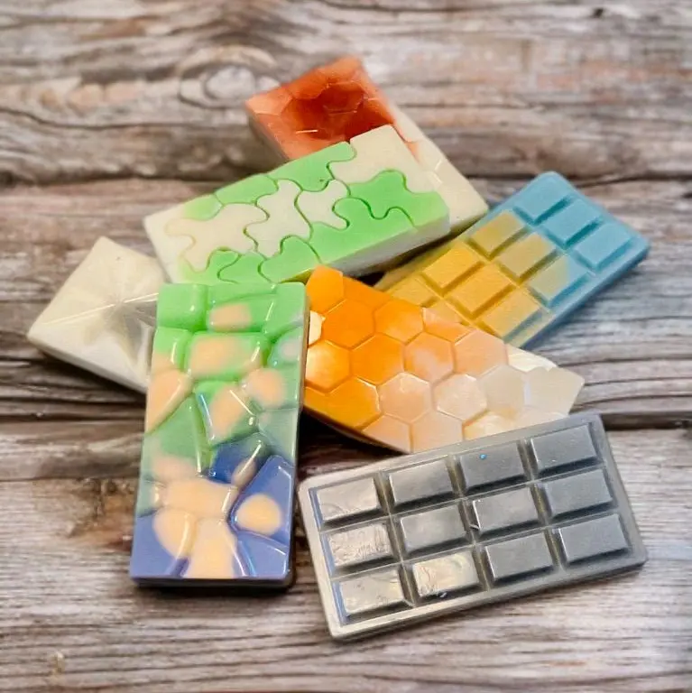 Handmade Soy Wax Medium Snap Bar Wax Melt with Fragrance and Biodegradable Glitter 5