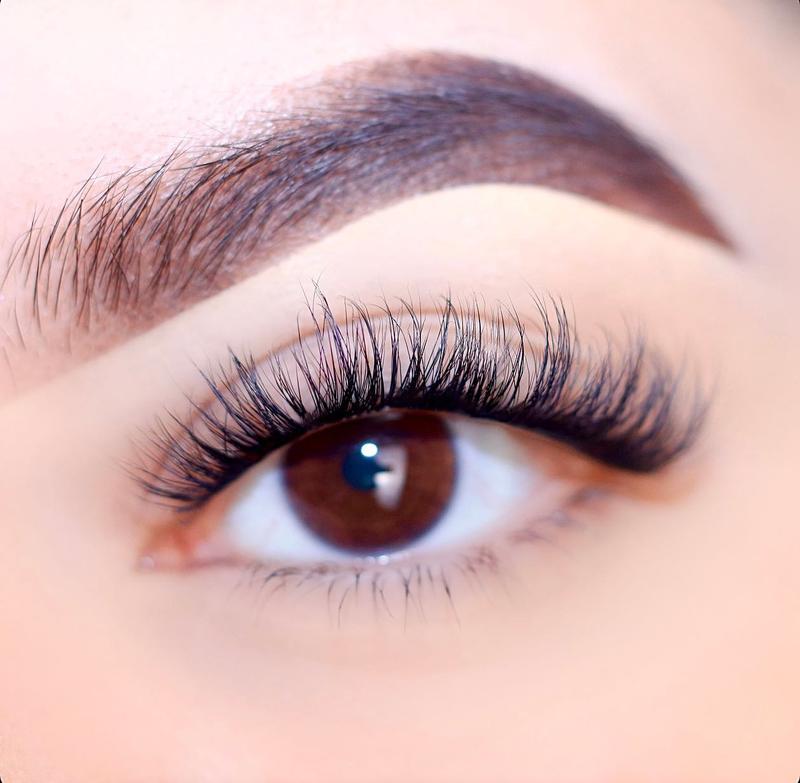 'Trix Of The Trade' DIY Lashes Style ‘Trixie’ 4