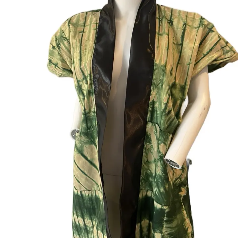 Jacket wears with short sleeve