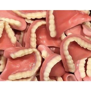 Giant Dentures 100g