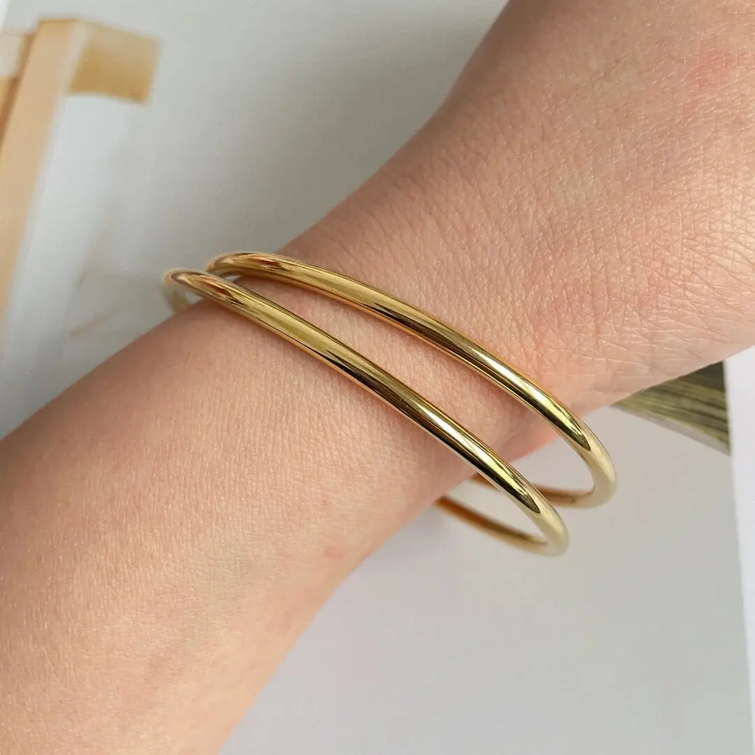 18k Gold Plated Classic Gold Bangle Bracelet