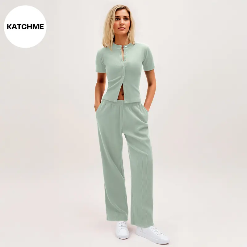 KatchMe Women's Minimalist Solid Color Button-Up Short Sleeve Slim Top & Plicated Wide Leg Trousers Co-ord, Basic Two Piece Outfits, Comfortable Womenswear 4