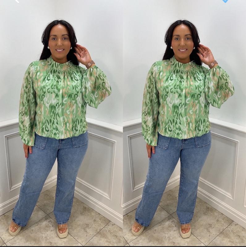 Product Introduction of Rachel Bubble Hem Top for Women - Onesize 8-18 - Womenswear, Shirts 29