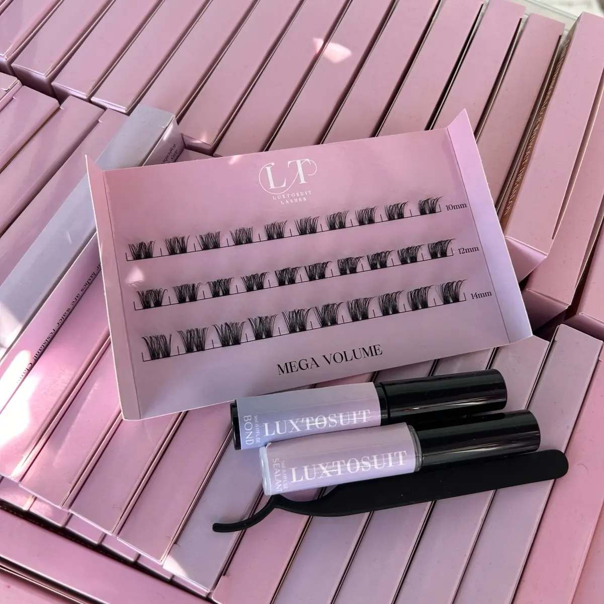DIY Cluster Eyelash Extensions Kit with Lash Bond, Lash Seal and Lash Applicator L Eyelashes Extensions