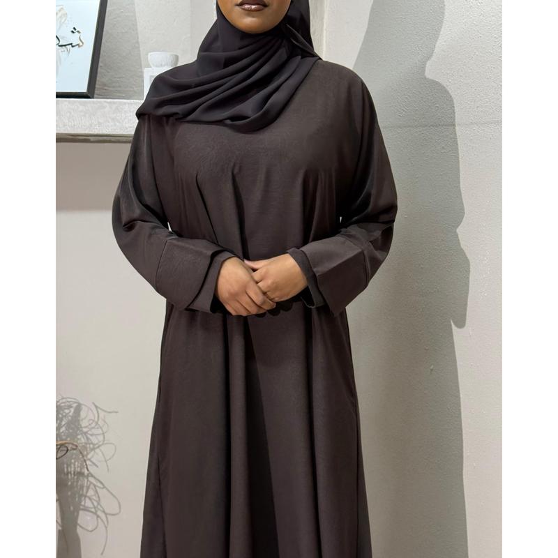 Dark Chocolate Tulip Sleeve Abaya in Cloche Cut 4