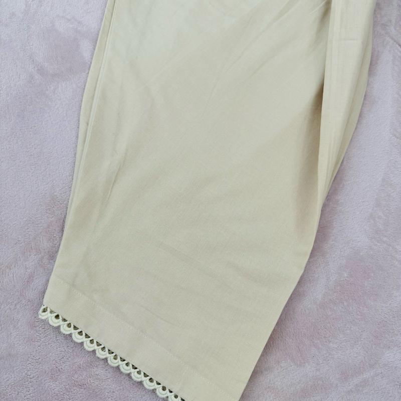 Khaddar Women's Shalwar Winter Bottoms - Black Skin Off White Colours 4
