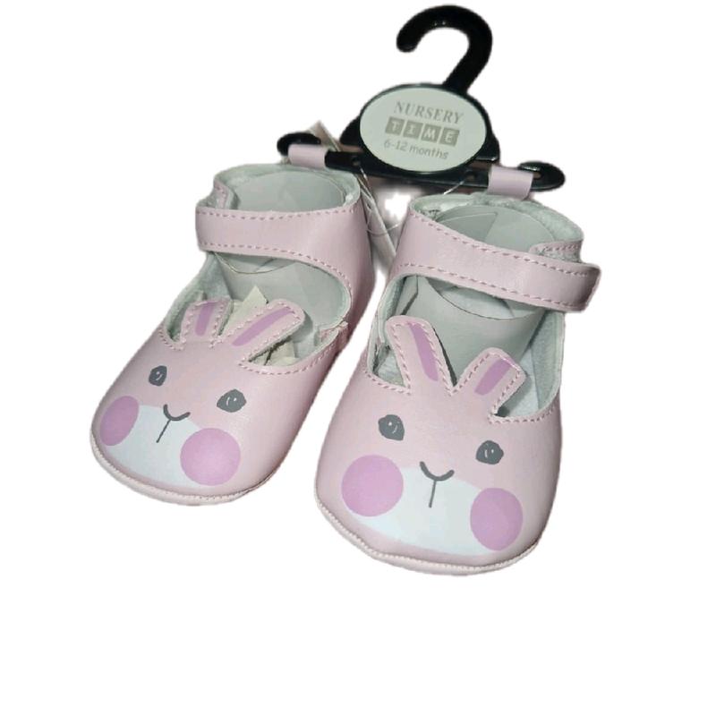 Baby Girls Pram Shoes - Perfect for Your Little Princess 0