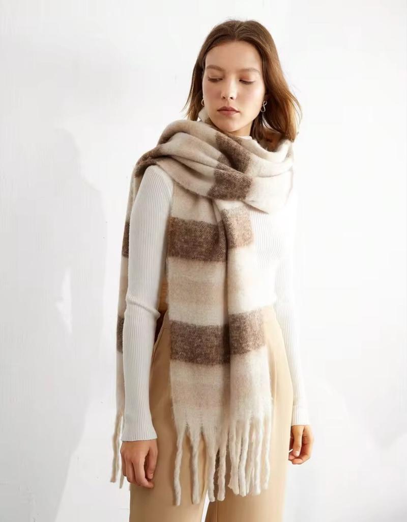 Product Introduction of Women's Winter Thick Scarf for Extra Warmth and Style 1