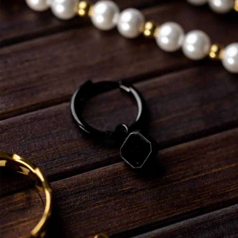 Onyx Dangle Earring - Black 3