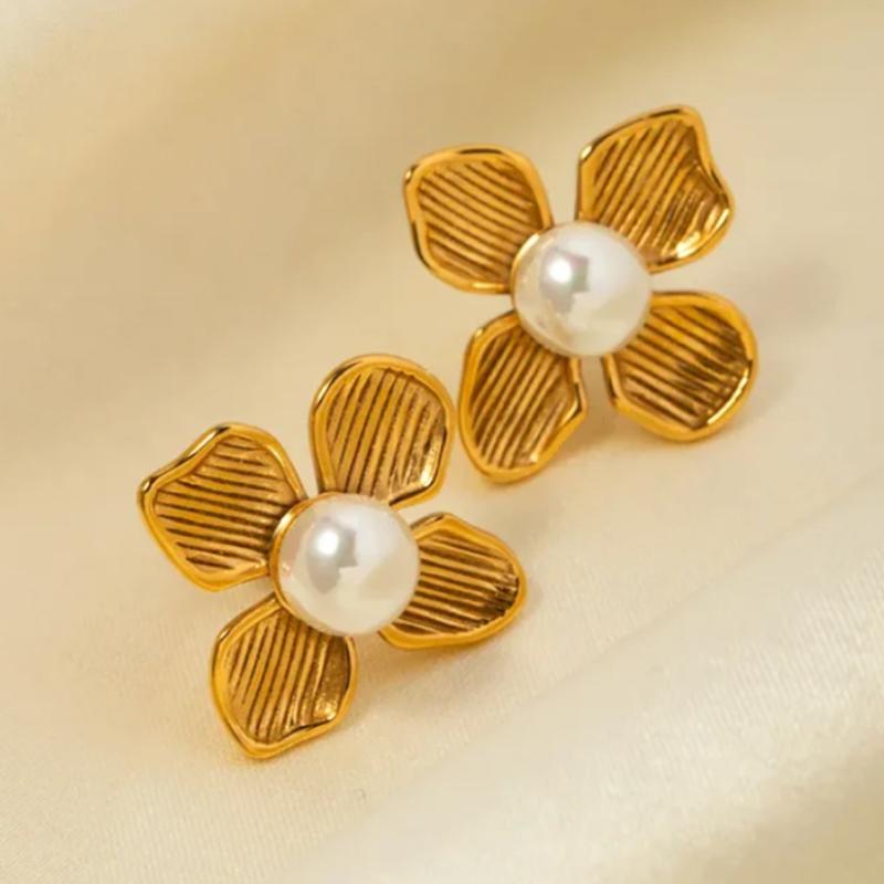 Winter     Haven Earrings 1