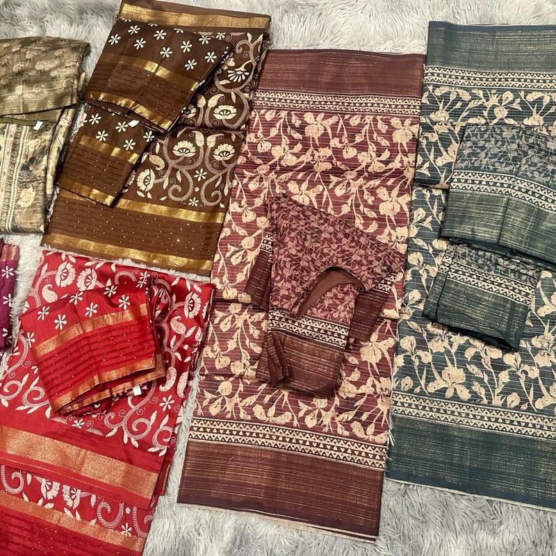 Women's Printed Flora Saree with Sequence Border for Formal Occasions - Womenswear 1