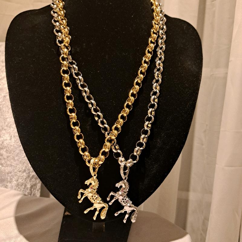 horse pendant on medium weight belcher chain gold or silver plated available stainless Steel 24inc length 4