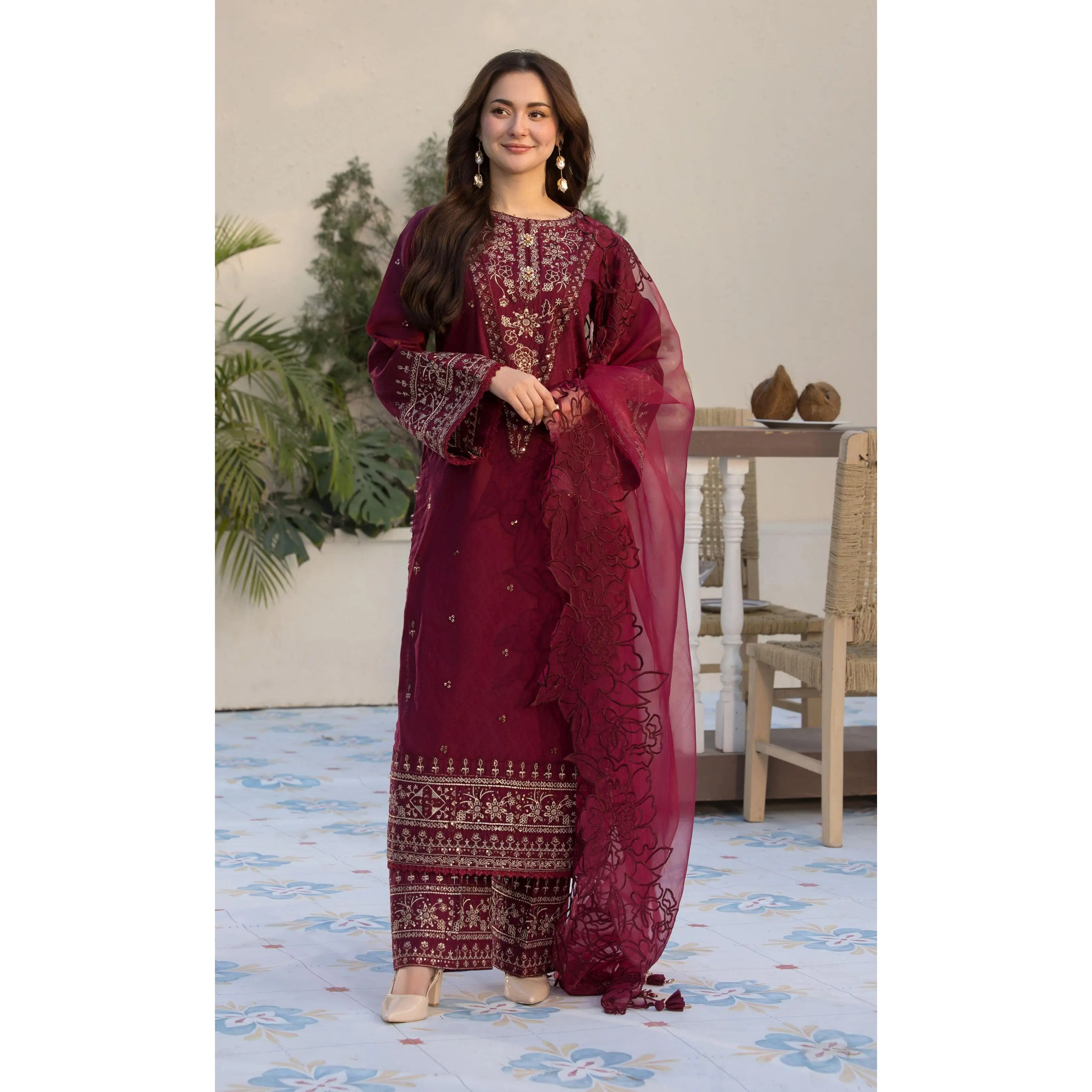 Hania’s Eid Charm Luxury Cotton Jacquard long Womenswear by Mona HEC7