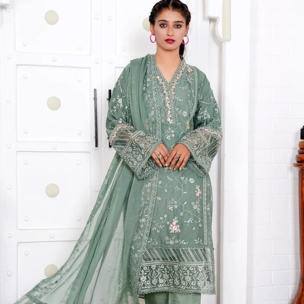 Bin Younas | BY-21 | 3 Piece Stitched Chiffon Embroidered Kameez With Trouser Dress Dupatta