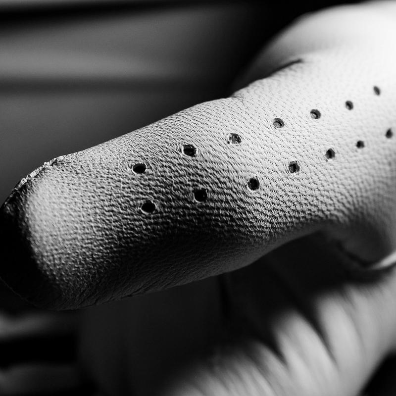Hot Streak Cabretta Leather Golf Glove - Perfect for Sweaty Hands 4