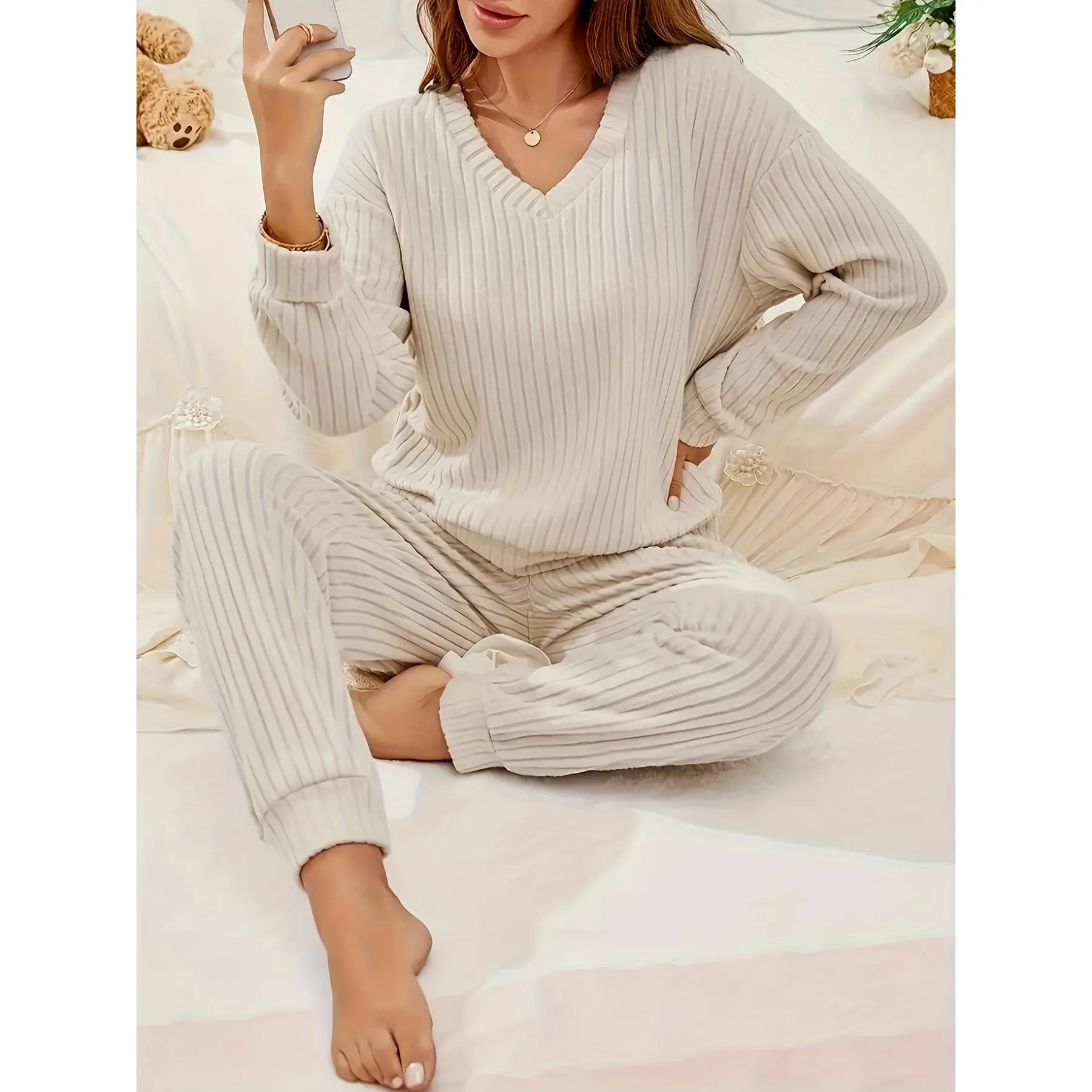 Women'S Casual Knit Polyester Pajama Set with V-Neck Long Sleeve Top and Pants, Solid Color Comfort Loungewear for Fall/Winter - 95% Polyester, 5% Elastane