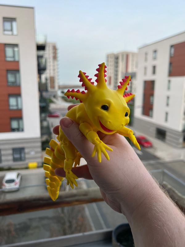 Grab Your 3D Printed Articulated Smiling Axolotl | MatMire Makes | Choose from 3 Sizes & 4 Stunning Colours  #3DPrintedAxolotl #CutePets 3