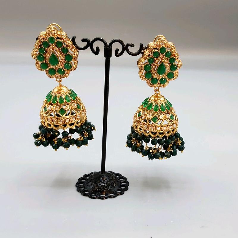 Traditional Pakistani jhomka 4