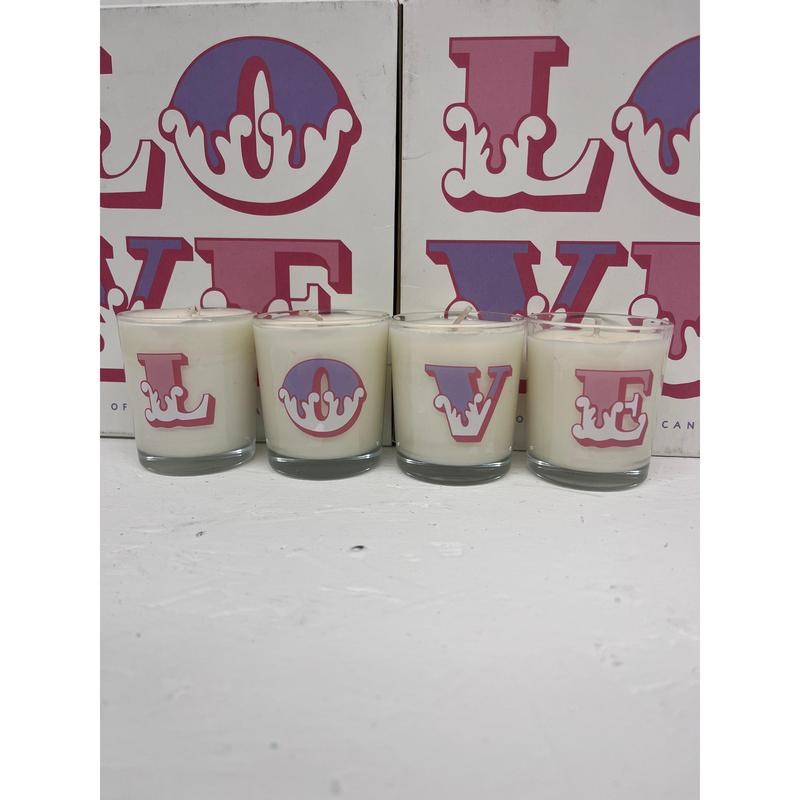 Moonpig LOVE set of 4 pure Soy scented candles Decor Gift Cozy Fragrance 1