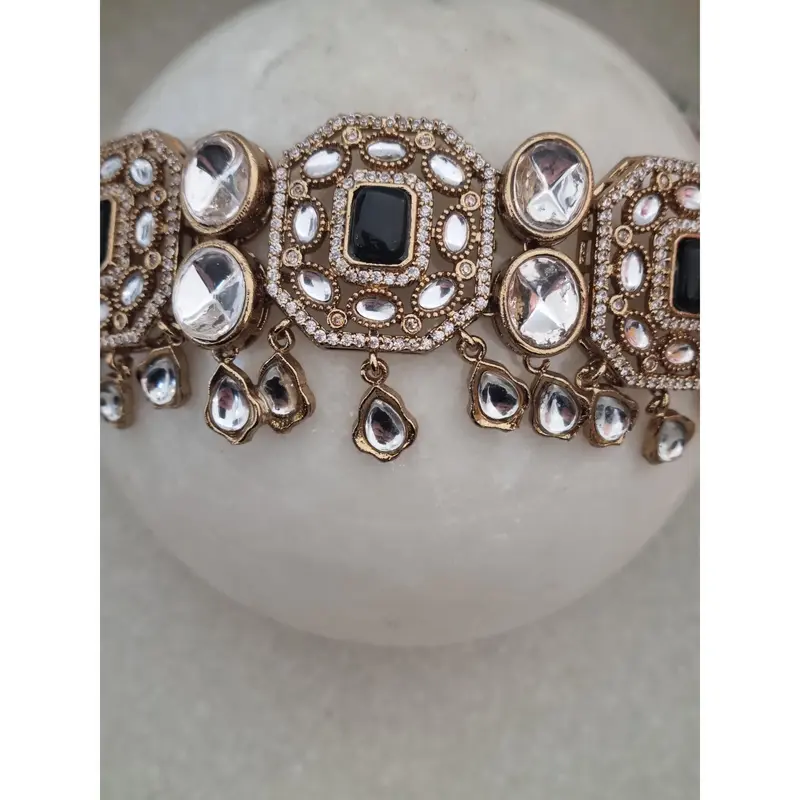 Stunning Choker Set with Earrings - Asian Jewellery - Indian Jewellery - Pakistani Jewellery - Traditional Asian Jewellery 2
