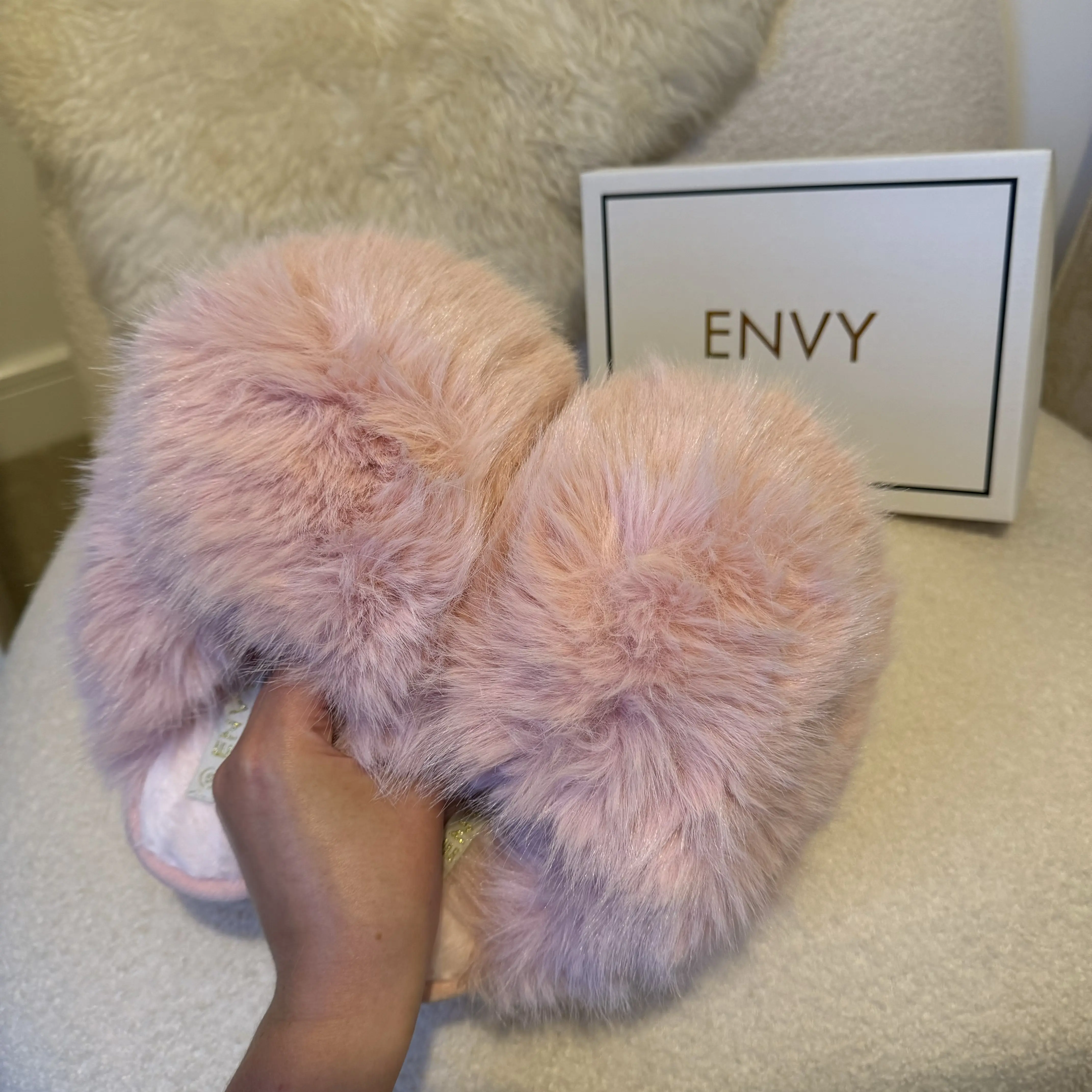 ENVY SHOES ERIKA EXTREME FAUX FUR SLIPPERS