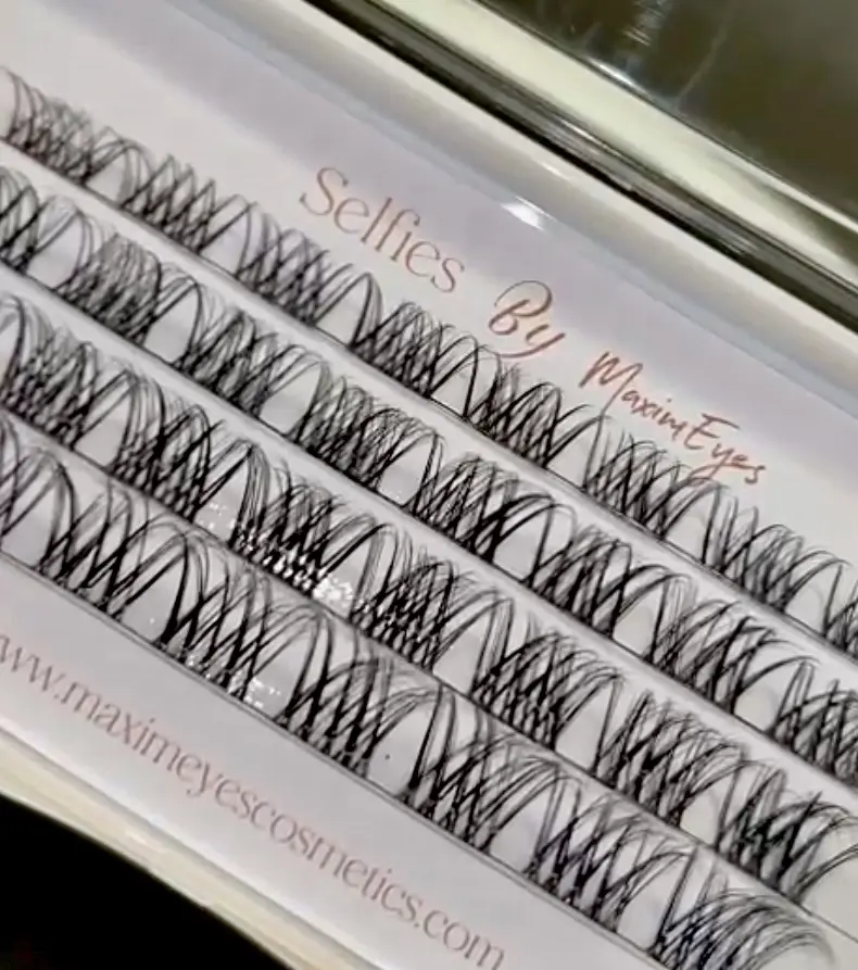 DIY eyelash extensions by MaximEyes.  Style MAJESTY . Faux Mink self applied eyelashes . Lasting a week.