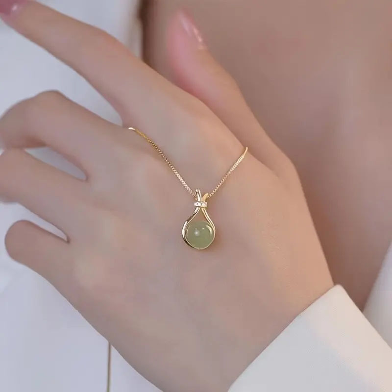 Lucky Bag Necklace for Women with Rhinestone Inlaid, Light Luxury Collarbone Chain - Perfect NewYear Gift