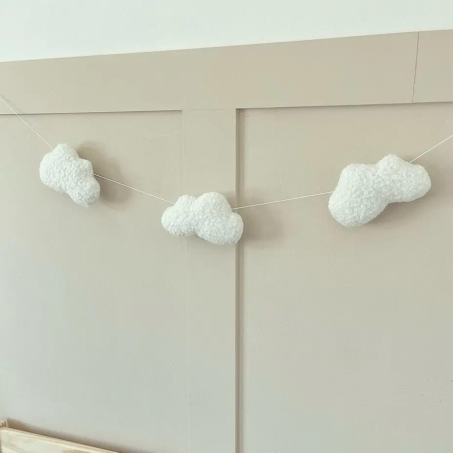 Chunky boucle cloud bunting
