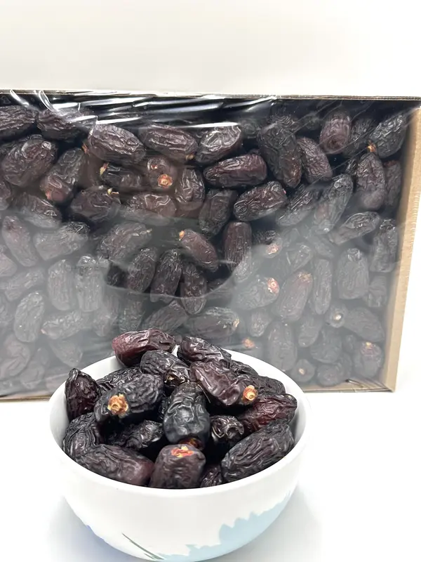 Fresh Premium Azhar Dates from Madinah  | 4 Varieties in 3KG Box – Ajwa, Safawi, Mabroom & Khudri | 100% Natural & Organic 1