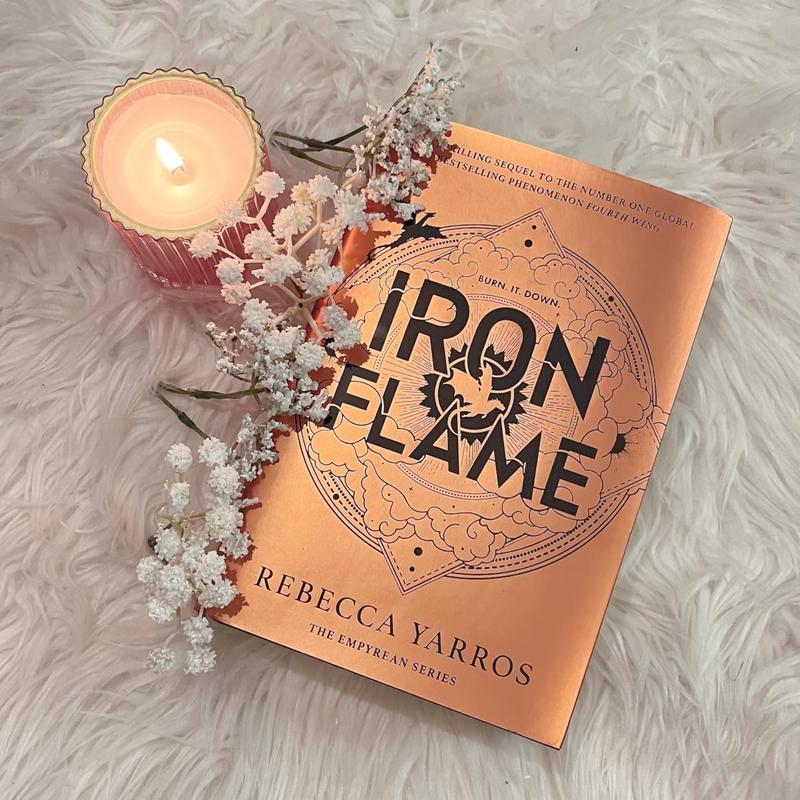 Iron Flame: DISCOVER THE GLOBAL PHENOMENON THAT EVERYONE CAN'T STOP TALKING ABOUT! (The Empyrean) Paperback 1