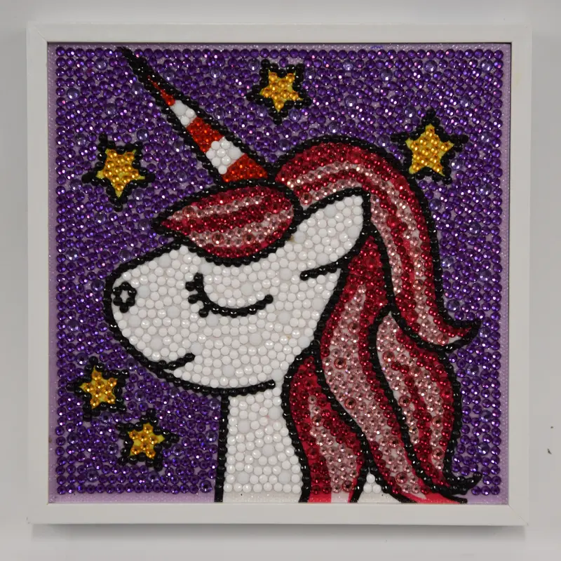 Make your own Sparkly Art - Diamond Crafting 3