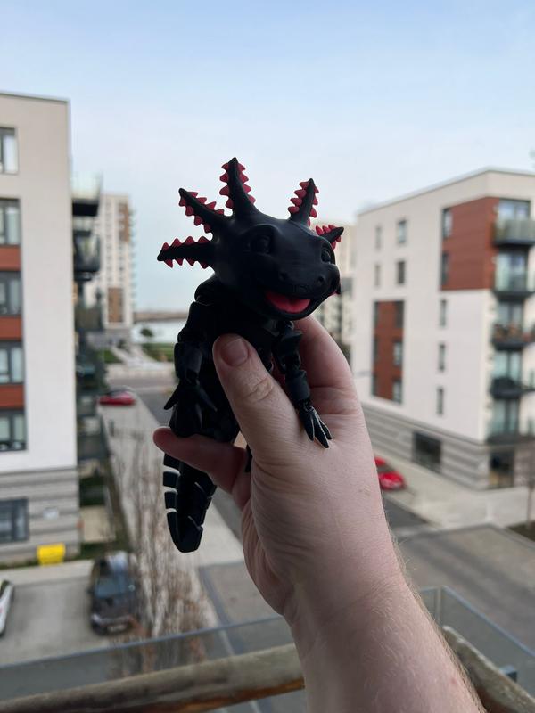 Grab Your 3D Printed Articulated Smiling Axolotl | MatMire Makes | Choose from 3 Sizes & 4 Stunning Colours  #3DPrintedAxolotl #CutePets 5