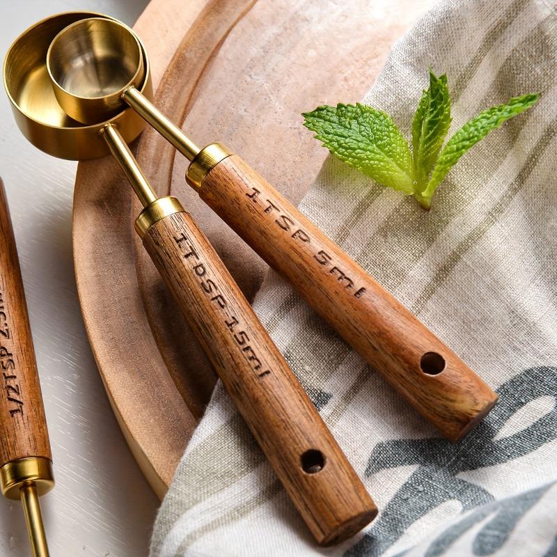 4pcs/set Measuring Spoon Set, Wooden Handle Measuring Spoon Set, Stainless Steel Measuring Cups And Spoons, Coffee Scale Spoon, Kitchen Accessories, Baking Tools, Kichen Stuff 3