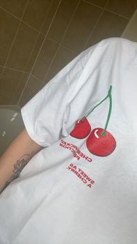 Product Review of Cherry perfect OVERSIZED T-SHIRT Womenswear from L**n 0