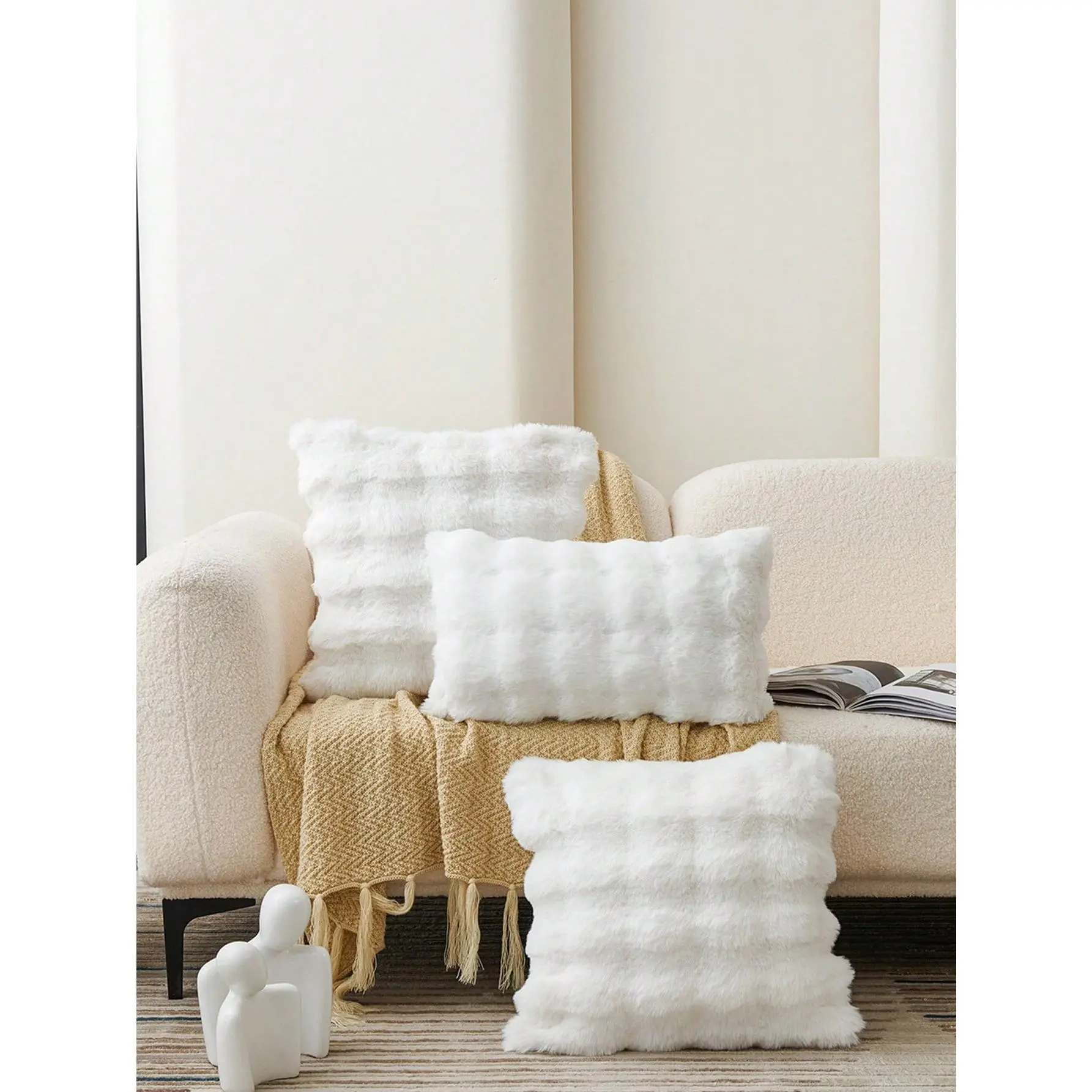 1pc White Decorative Faux Rabbit Fur Cushion Cover Without Filler, Modern Flannelette  Fuzzy Plush Throw Pillow Cover Zipper Closure For Home, For Sofa, Living Room
