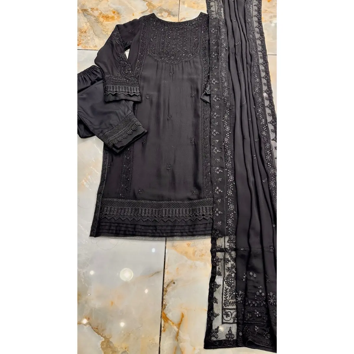EMBROIDERED (SK-07) PAKISTANI TRADITIONAL PARTY-WEAR CHIFFON EMBROIDERED 3 PCS SUIT WITH EMBROIDERED DUPATTA & TROUSERS