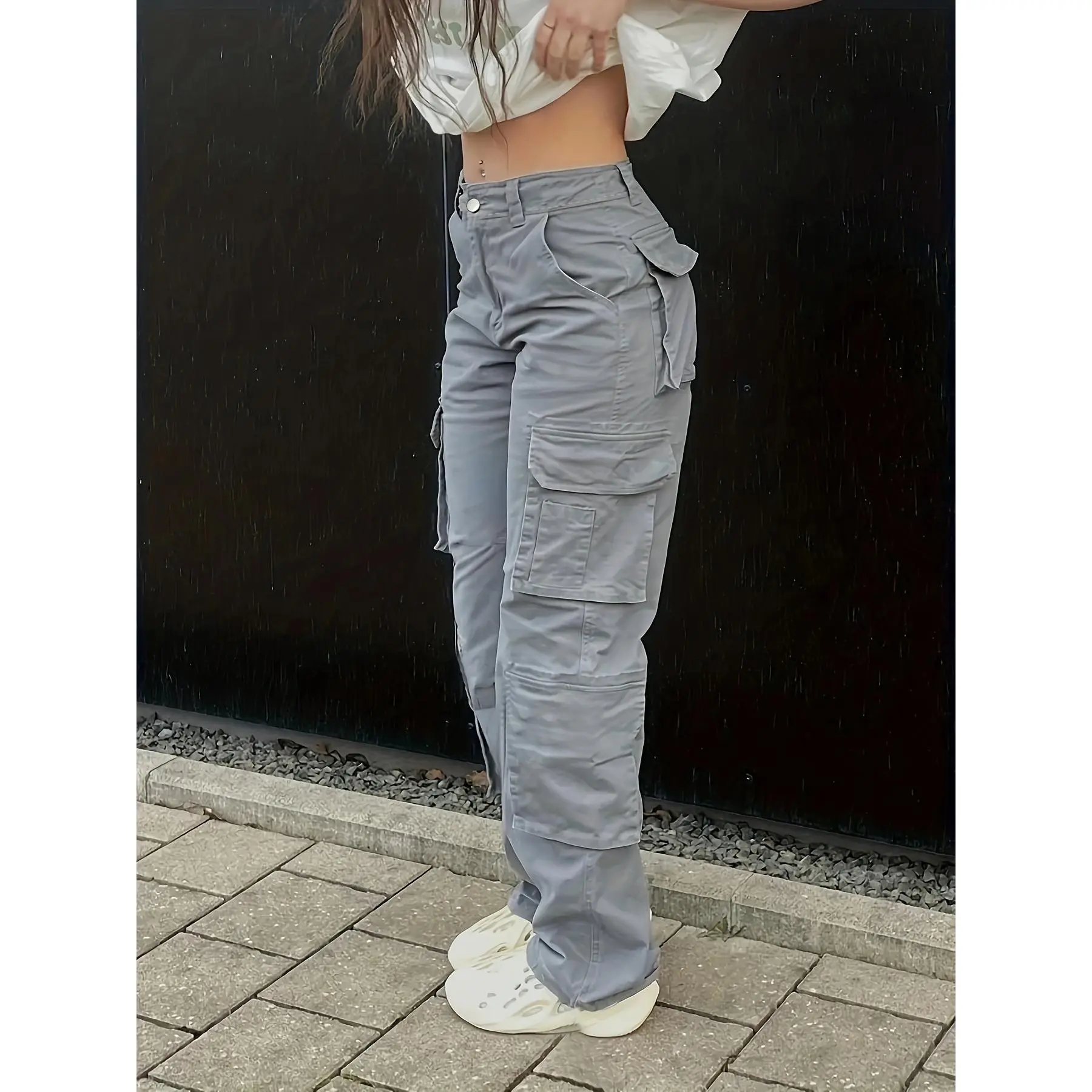 Multi-Pocket Wide Leg Cargo Jeans - Comfortable Street Style Denim Pants with Zipper Fly, Mid Waist, and Non-Stretch Cotton Fabric - Perfect for Weekend Casual Wear in All Seasons