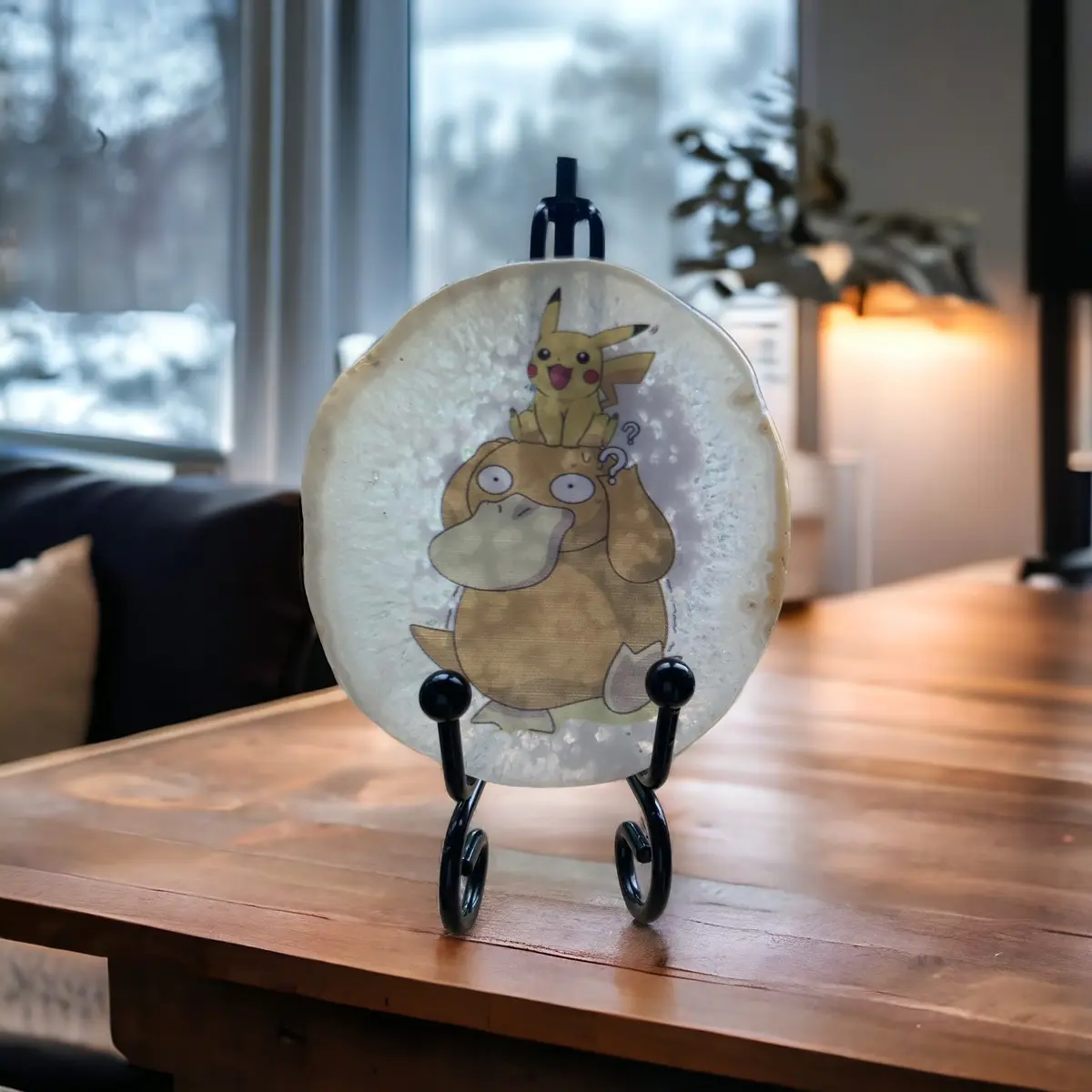 Pokémon white slice Agate! Collectibles of a whole range of different characters! Also comes with the stand!