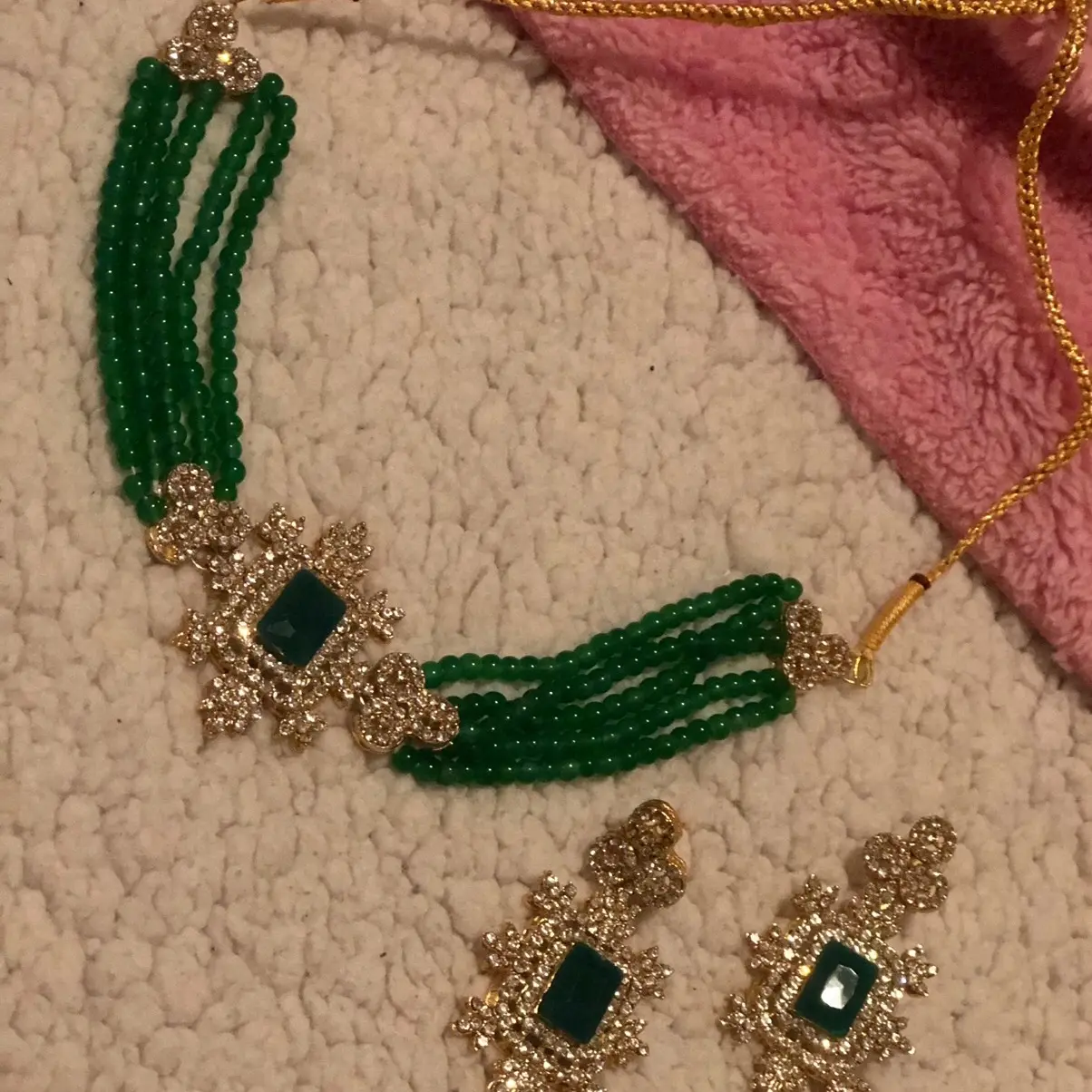 Pearl beaded necklace set