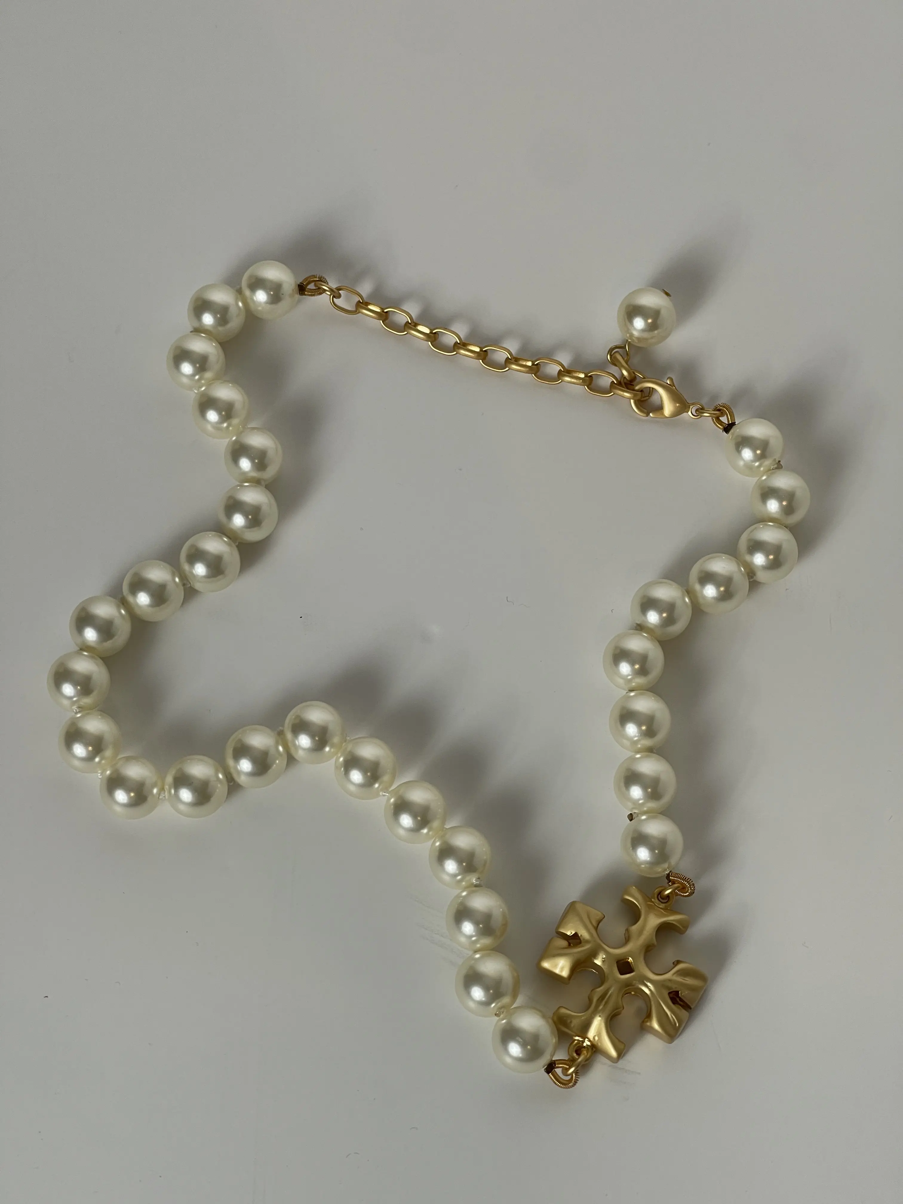 Pre-Owned Tory Burch Roxanne Pearl Necklace