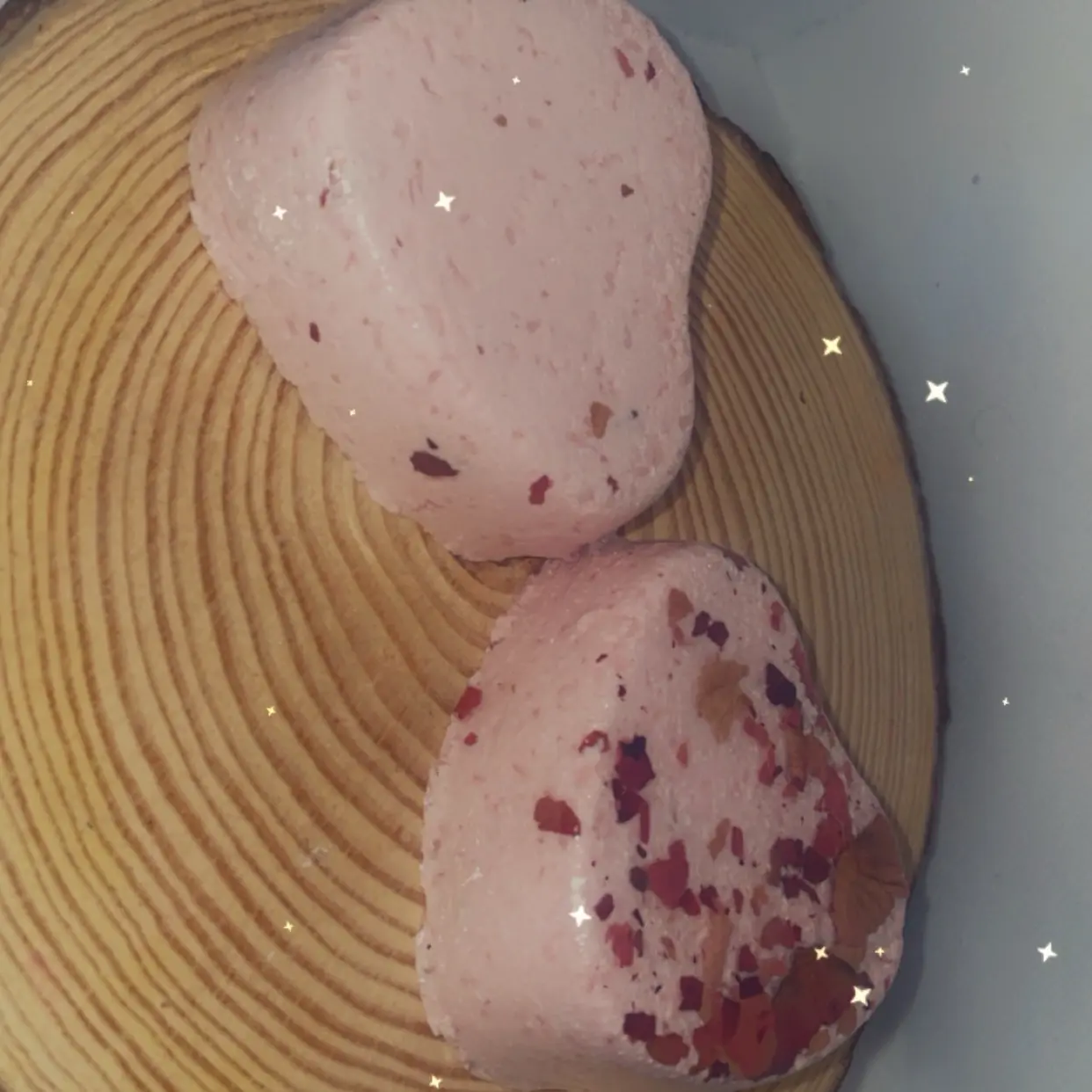 Rose Petal Heart Bathbomb