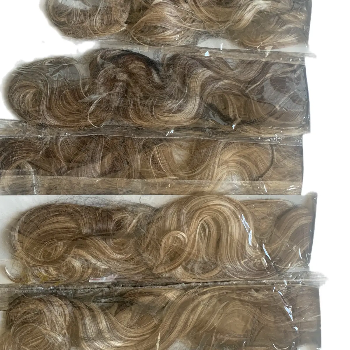 Dual Clip In Hair Extensions for Easy and Quick Styling