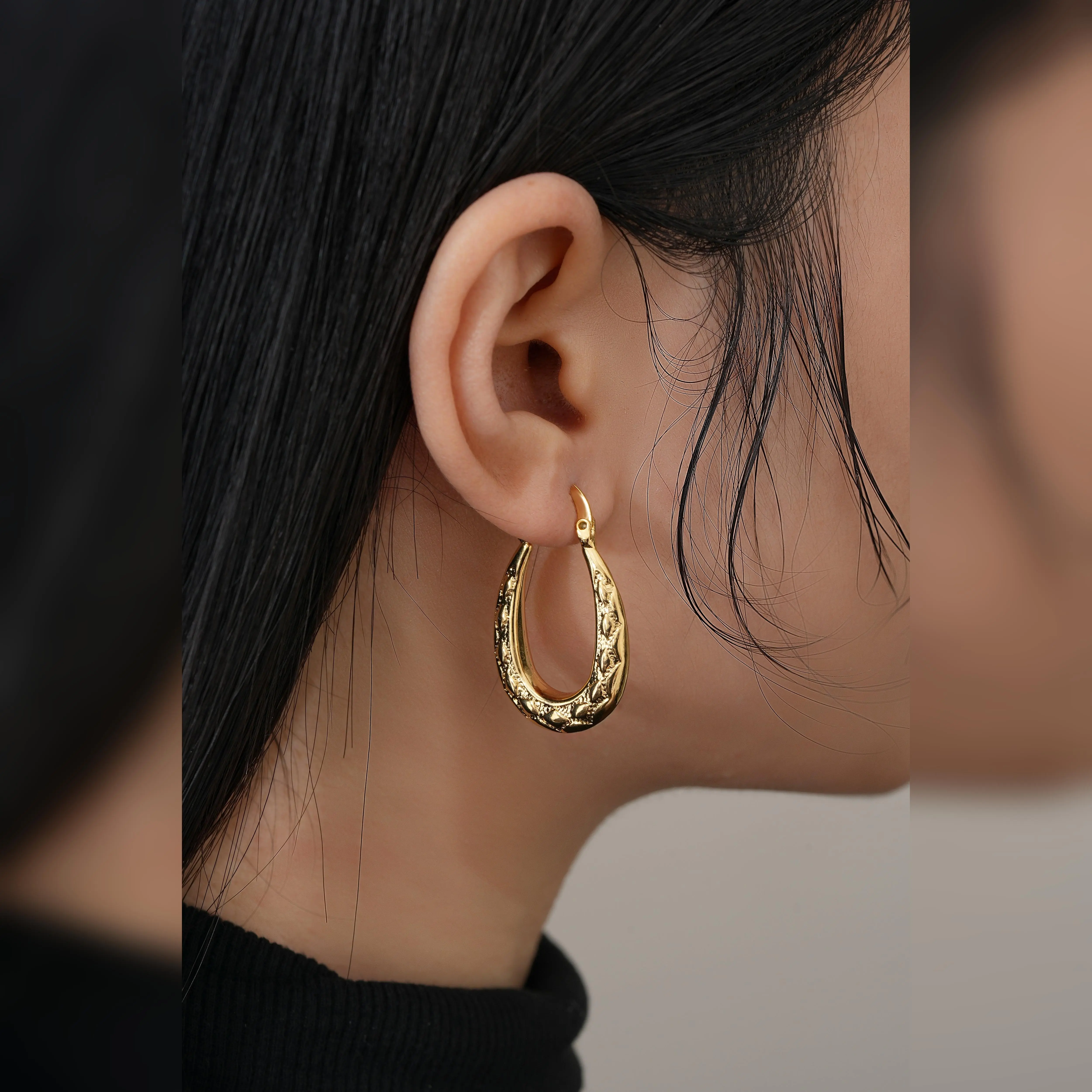 New Premium Gold 25mm Oval Diamond Pattern Creole Hoop Earrings