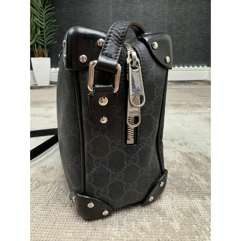 Preowned Gucci GG Supreme Soft Trunk Bag - Black 'ONE SIZE 3