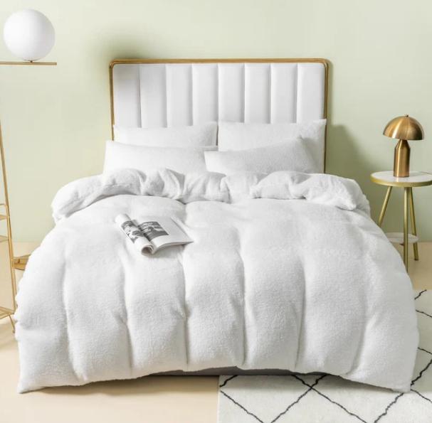 Ferry Homeware Teddy Fleece Duvet Set, Fluffy Fleece Bedding Duvet Cover Sets, Warm Luxury Super Soft Double Duvet Set with Pillow Cases, 100% Polyester Teddy Bear Bedding (Silver Grey) Machine Wash Stripes 2